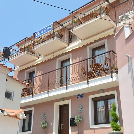 Apart-hotel Eleni 3*