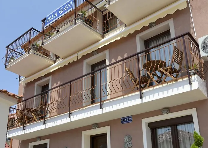 Apart Otel Eleni Skála Marión